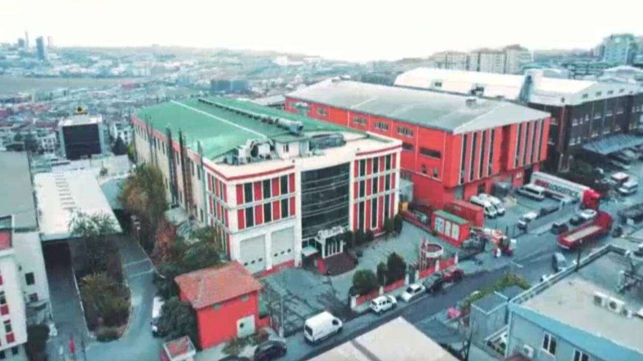 Dünyaca ünlü markalarla işbirliği yapıyordu: Türk futbolcunun 2 şirketi resmen iflas etti! 3